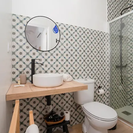 Sunrise, Town Centre * تافيرا