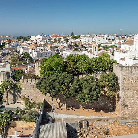 Sunrise, Town Centre Apartment Tavira