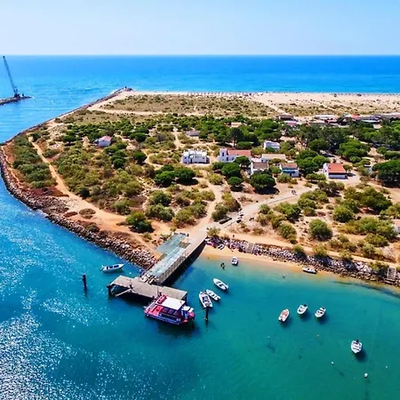 Sunrise, Town Centre