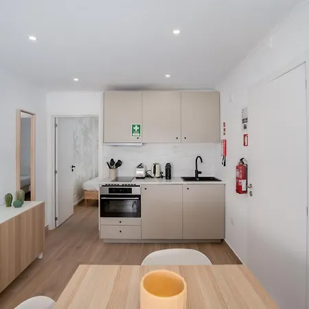 Sunrise, Town Centre *